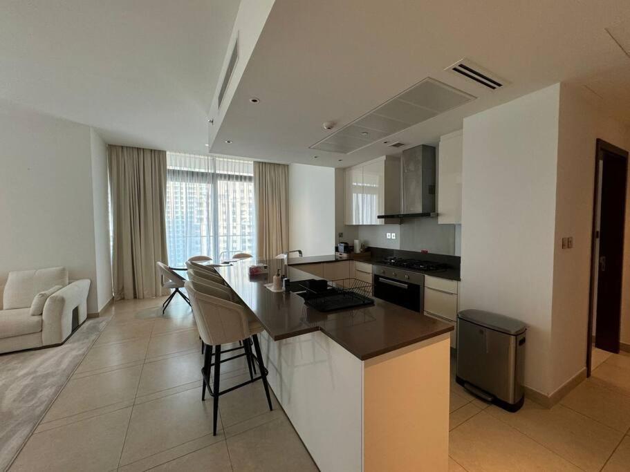 Lux 2br In Marina Gate With Stunning Views Apartment